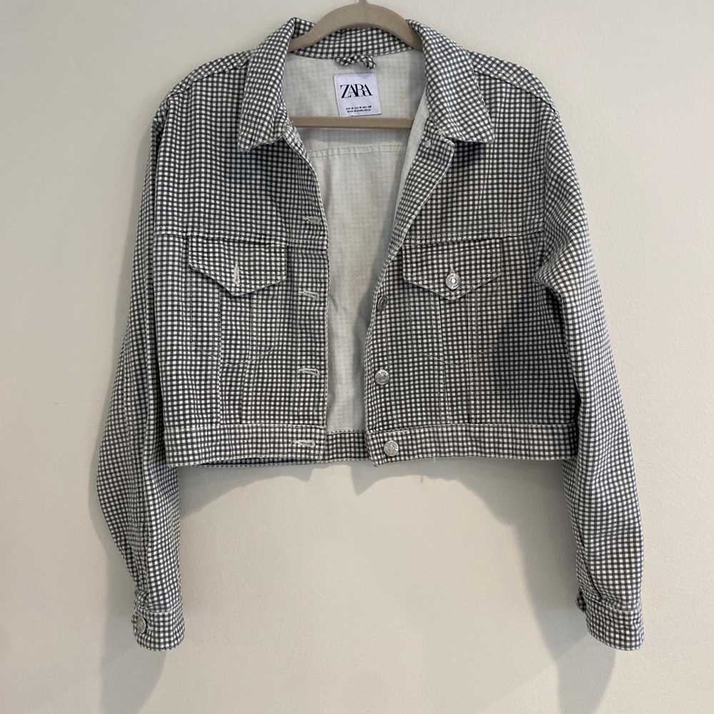 Zara Womens Checked Jacket Size Medium EUC Gray And White